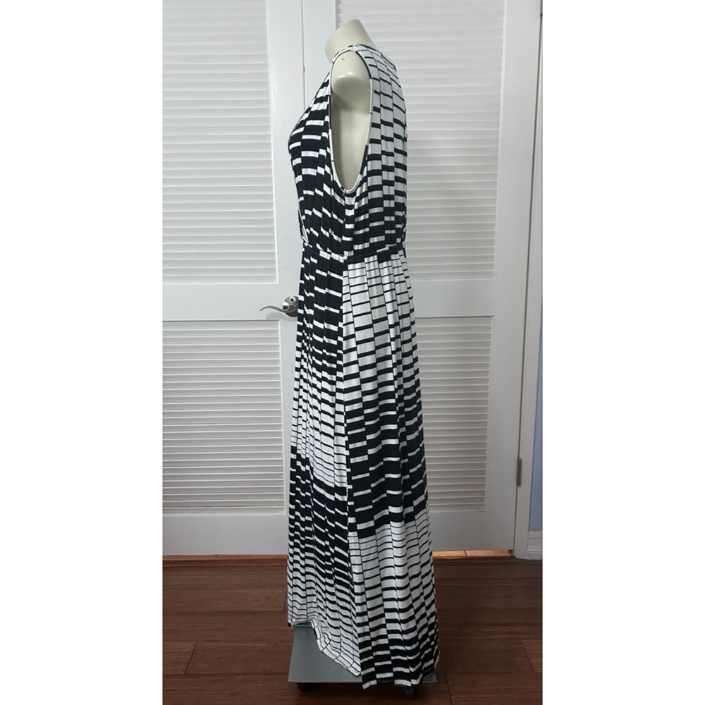 Lane Bryant Maxi Dress Black White Geometric Faux Wrap 14/16 Stretch - Picture 5 of 12
